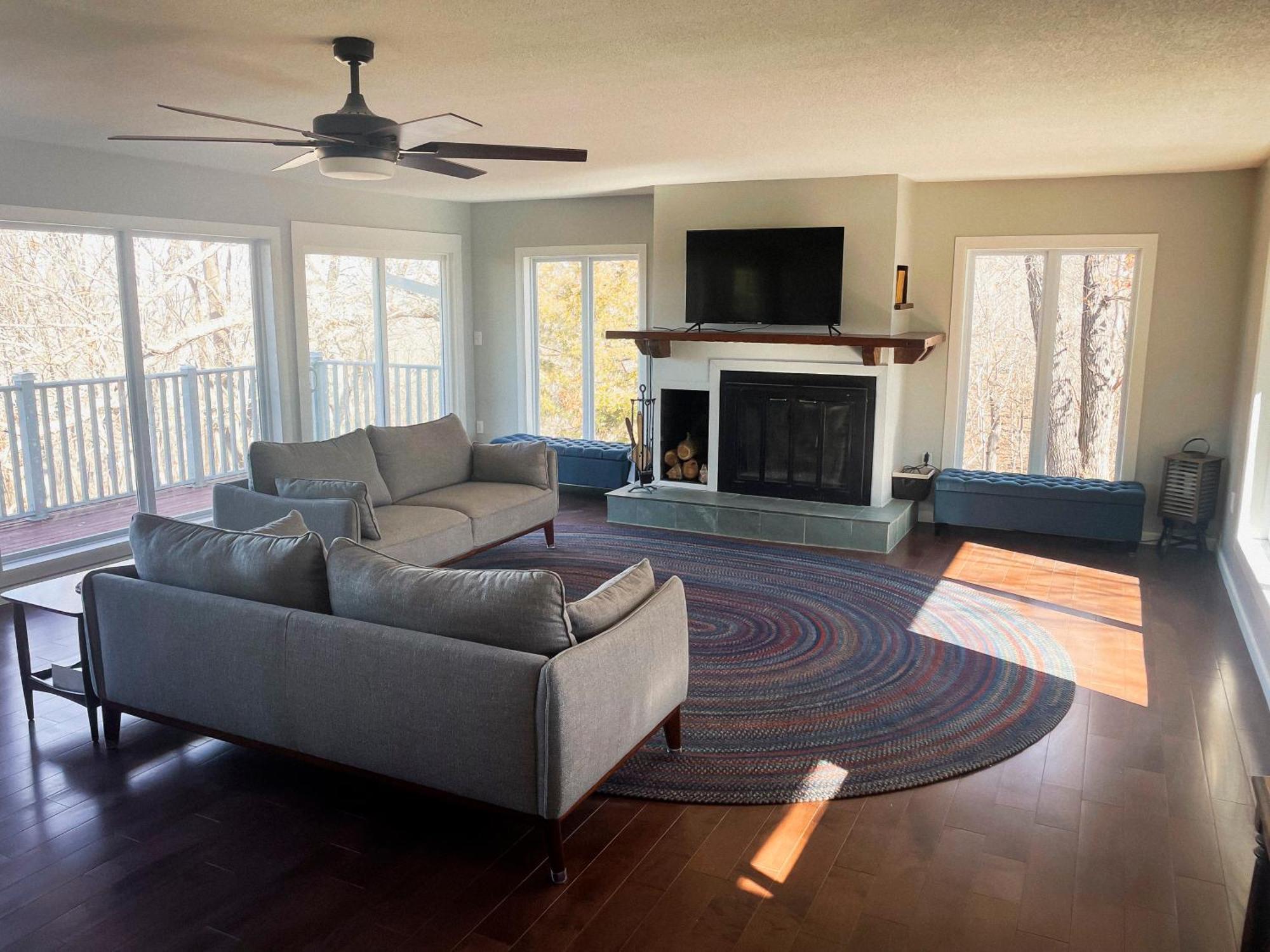 Finn'S Hideaway -Modern Family River Home Keokuk Экстерьер фото